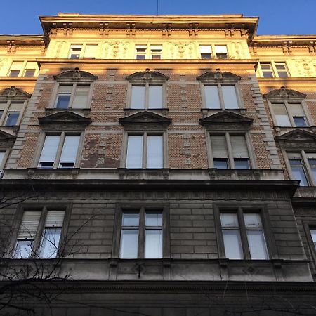 Luxus Design Elisabeth Apartment In The Center Budapest Luaran gambar