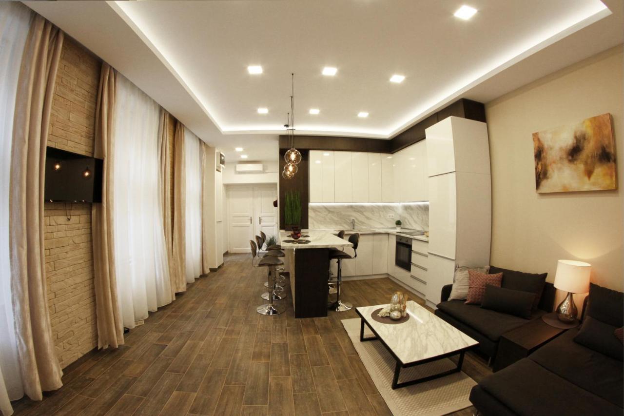 Luxus Design Elisabeth Apartment In The Center Budapest Luaran gambar