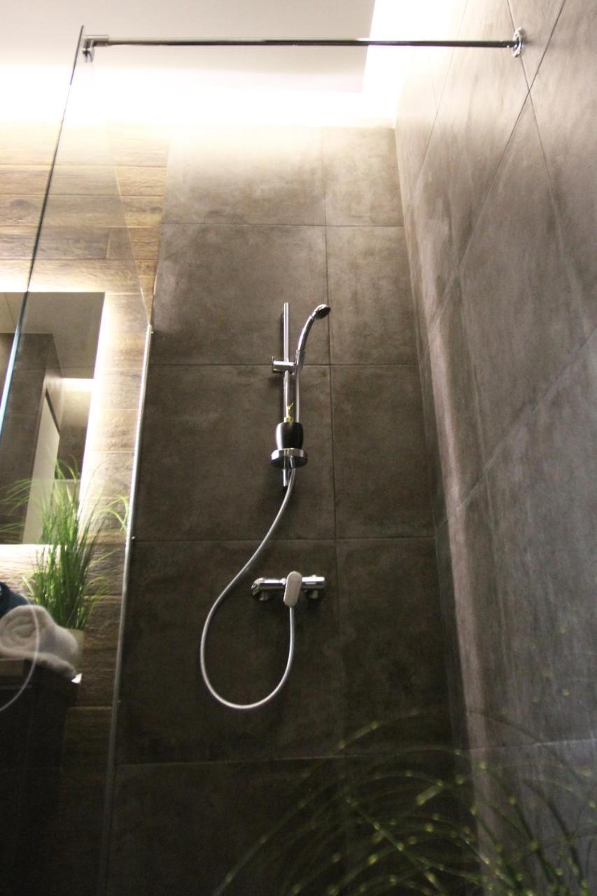 Luxus Design Elisabeth Apartment In The Center Budapest Luaran gambar