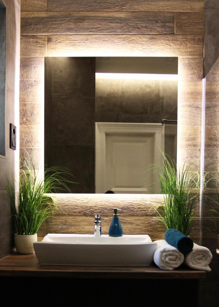 Luxus Design Elisabeth Apartment In The Center Budapest Luaran gambar
